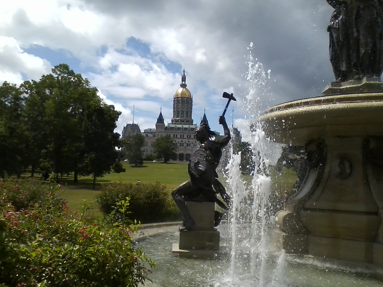 Capitol-and-Fountain.jpg