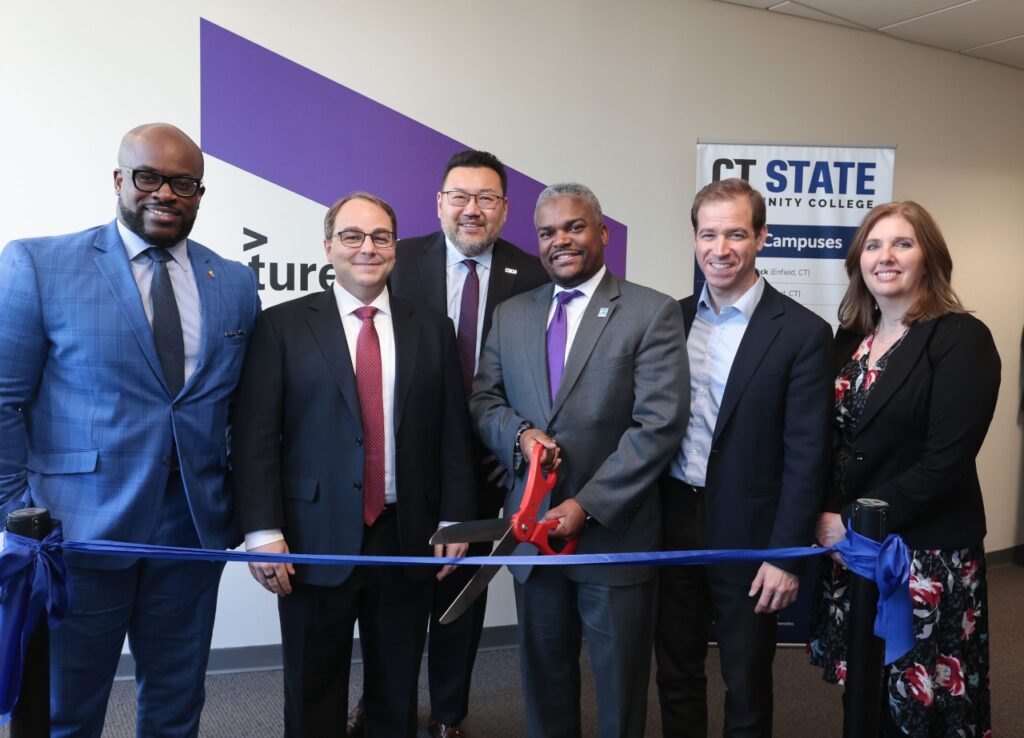 Hartford Ribbon Cutting Group Photo